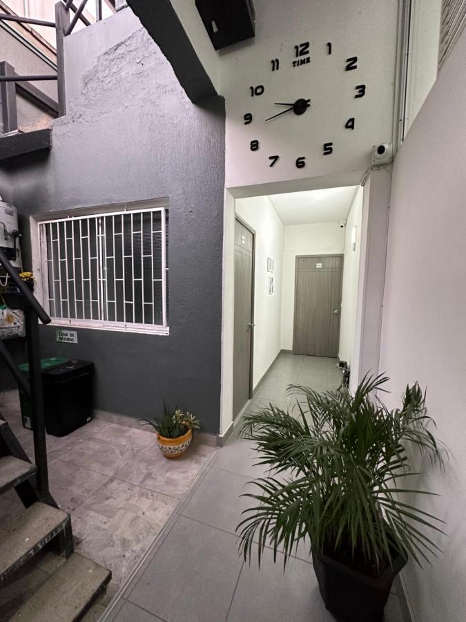 Apartamento Aparta estudio amoblado 4 Medellín, San Joaquín Exterior foto